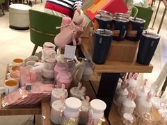 零售区-星巴克臻选(北京银泰店)