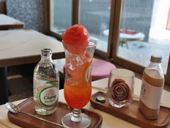 冠军玫瑰冰奶茶-柠檬树茶餐厅(海雅缤纷城店)