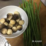 增强抵抗力菜之蘑菇炒芦笋