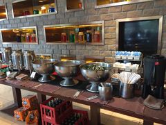 自助调料区-广州希尔顿逸林酒店-OPEN開·全日制餐厅·海鲜·小火锅·自助餐(东风路店)