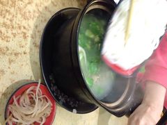 iphone_upload_pic-丽虹云南过桥米线(兴工街店)