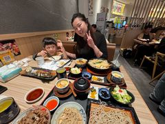 -上海跨国采购会展中心