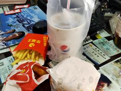 -华莱士·炸鸡汉堡(西中市店)
