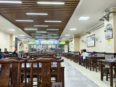 大堂-崇德楼水盆牛羊肉泡馍馆(文艺路店)