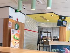 大堂-麦当劳(玉桥中路店)