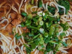 -傻根大肉面(三美店)