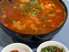 -乔岩保应烧烤店