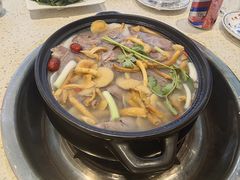 -九寨沟特色牦牛肉汤锅
