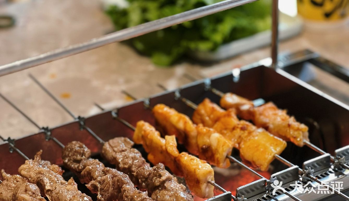 烤串教主上线了[爱吃][爱吃][爱吃]