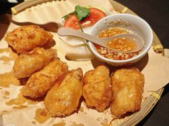 -大头虾越式风味餐厅(光明广场店)