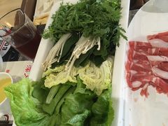 -何鲜菇火锅(大营盘店)