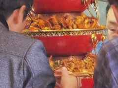 大堂-巴四老城区炭火蛙锅(张江店)