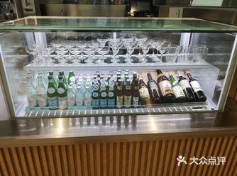 是锻炼滑雪技巧不错的地方，教练都是东北专业的滑雪教练