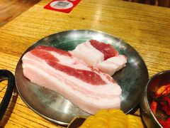 回忆五花肉-姜虎东白丁烤肉(虹桥天地店)