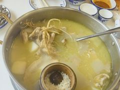 -朴小妹人参鸡汤火锅(长白山万达店)
