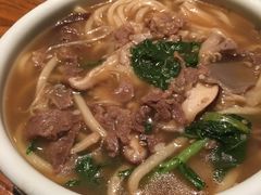 -萨拉伯尔(燕莎友谊商城店)