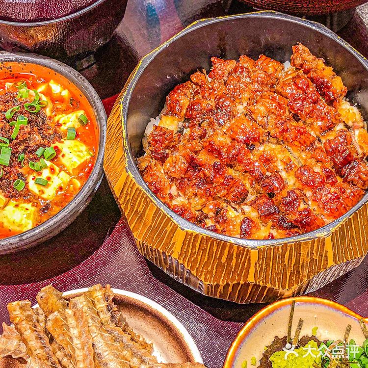 每天下班第一件事就是冲去吃这家鳗鱼饭‼️超赞的一鳗三食[流泪]