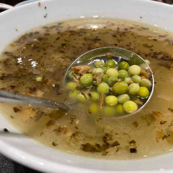 呱呱叫烧菜馆(眉山店)-"是胖友强烈推荐的馆子,中午一点才到,过了.