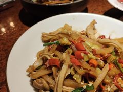 酸萝卜炒肚丝-绿茶餐厅(华联万柳店)