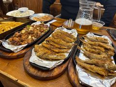 -老东镇啤酒屋海鲜加工·蒸汽海鲜·海鲜烧烤(台东店)