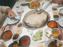 -洪氏嗨捞·猪肚鸡火锅(阳光天地店)
