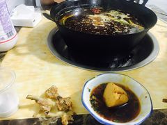 -石灰市毛记烧鸡公(解放碑店)