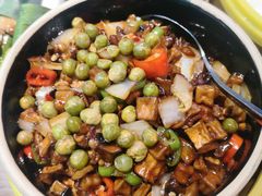楚雄黑三剁配春饼-雀舞云南菜(乐客城店)
