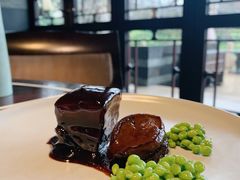 鲍鱼红烧肉-杭州西子湖四季酒店·金沙厅