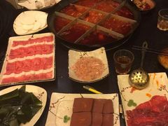 -宽板凳老灶火锅(簋街店)
