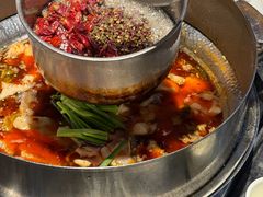 -老船舫·现做活鲜鱼馆(东郊记忆店)