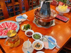 鸳鸯锅底-乐宴·老北京铜火锅(八卦岭店)