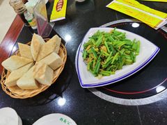 -雪野鱼头大王邢府公老店(雪野湖店)