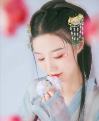 -盘子女人坊古装写真摄影(厦门总店)