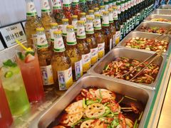 -涨巢·潮玩水疗局