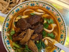 -金杨拉面王小吃面馆·牛三宝面·红烧牛肉粉