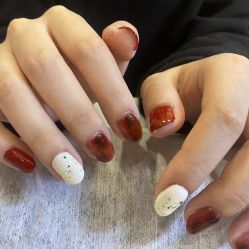 -Meet Nail 美睫·美甲
