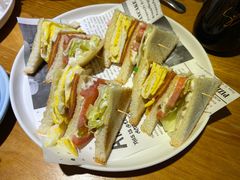 -Thanks美式餐厅(汉堡咖啡店)