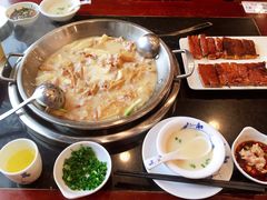 -老来福·非遗酸汤兔(凯旋路店)