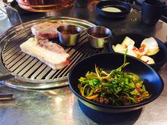 烤五花肉-401餐厅(弘大店)