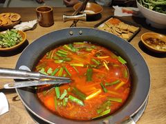 -贵厨酸汤牛肉(小十字店)