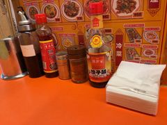 -拉面莊夢語＆中华料理八椿