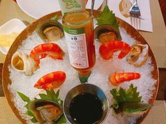 -YUE·6·西式融合餐厅(外滩六号店)