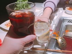 -海底捞火锅鲜切牛肉主题店(长寿路店)
