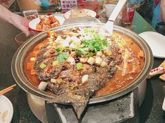 -辣尚瘾·烤鱼·新川菜(牡丹园直营店)