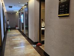 -金色印象·4K影院式足体养生(南方花园店)