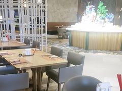 -松咖啡自助餐厅·松北香格里拉