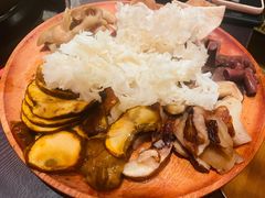 -芸鲜季·云南野生菌餐厅· 云南风物味研社(闵行店)