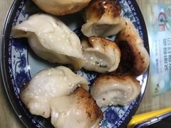 -胡记锅贴·沪上游子老鸭粉丝汤(太原路店)