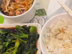 -老乡鸡(亳州路天庆大厦店)