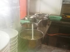 -东平传统鸡饭(德信华城店)